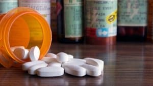 Certain Drugs Given to ICU Patients May Extend Their Recovery Time